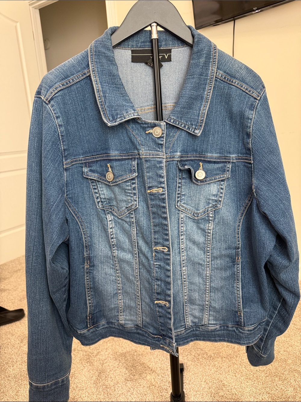 Venezia - Lane a Bryant Two-Tone Blue Denim Jacket